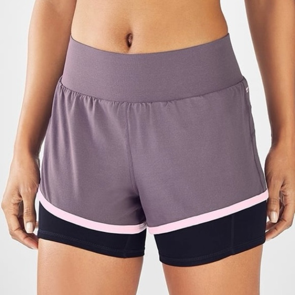 Fabletics Womens Olesia 2 in 1 Shorts - Size M